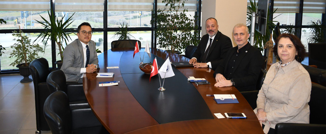 Consul General met  President of Canakkale Chamber of Commerce Mr T Selcuk Semizoglu.